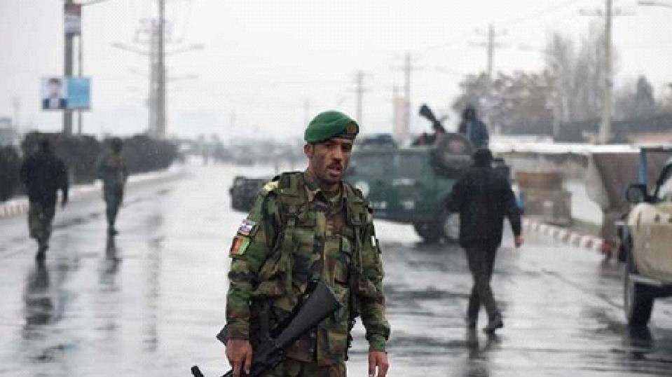 القوات الافغانية تحرر 44 معتقلاً في هجوم على قاعدة لطالبان