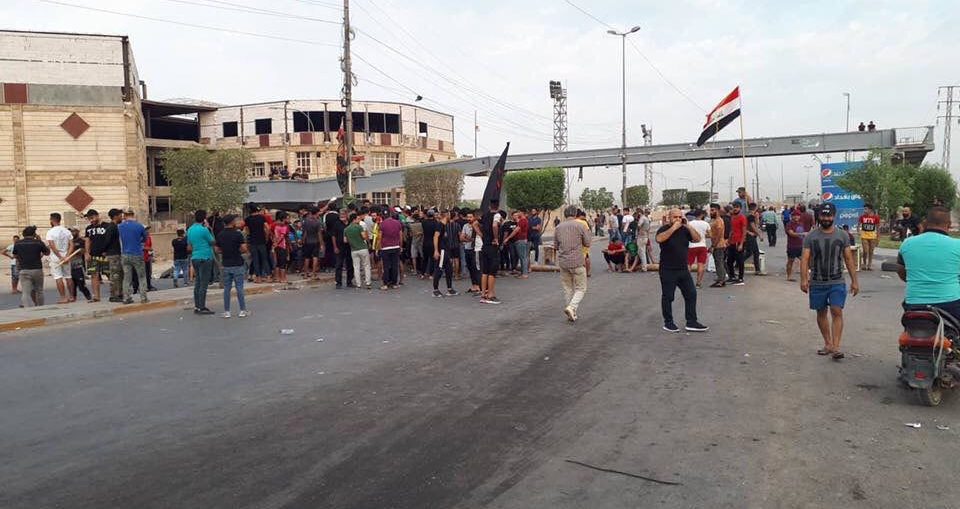 بعد شارع الكفاح ليلا ..فجرا خروج الشعب للانتفاضة في منطقة الزعفرانية ببغداد