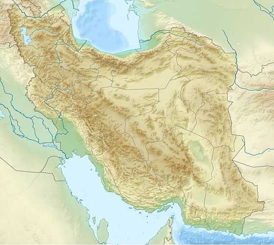 سقوط صواريخ إيرانية قرب حاملة طائرات أمريكية