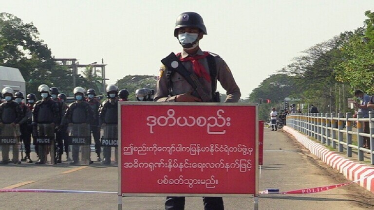 ميانمار بلا انترنيت
