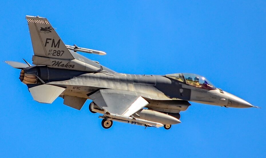 تقرير أمريكي يرجح تخلي سلاح الجو العراقي عن طائرات إف-16