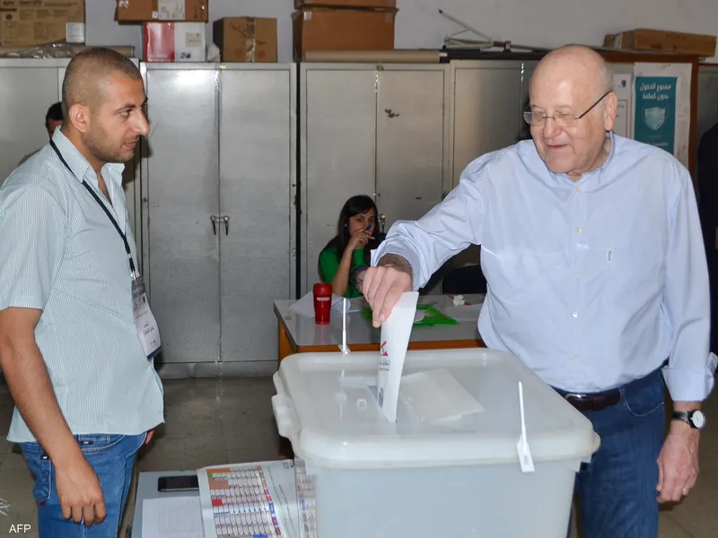 ميقاتي يدلي بصوته في الانتخابات - لبنان