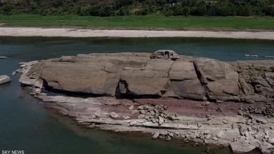 صورة “مفاجأة” عمرها 600 عام تحملُها الانهار الجافة في الصين